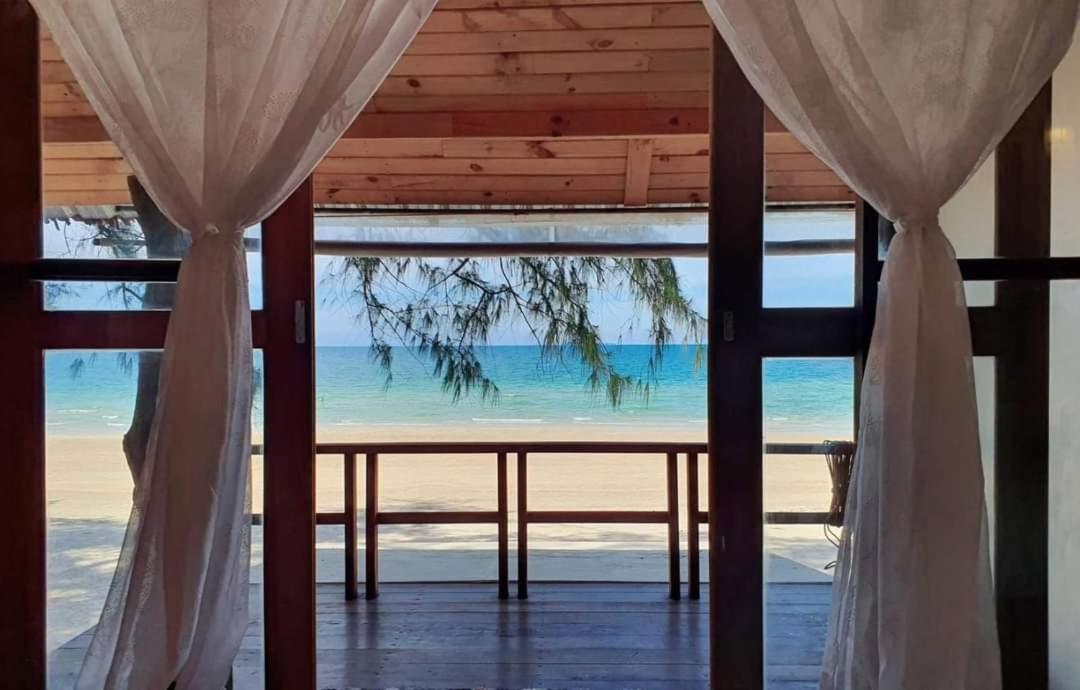 Maliblues Bed & Art Gallery Chumphon Εξωτερικό φωτογραφία