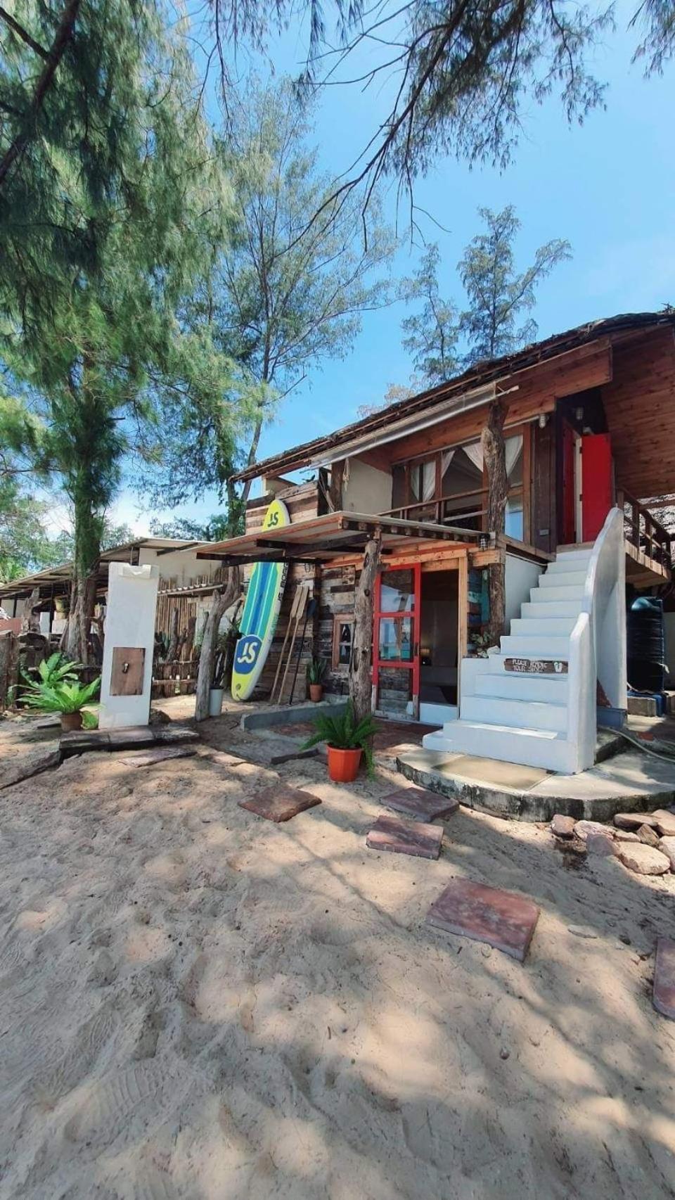 Maliblues Bed & Art Gallery Chumphon Εξωτερικό φωτογραφία